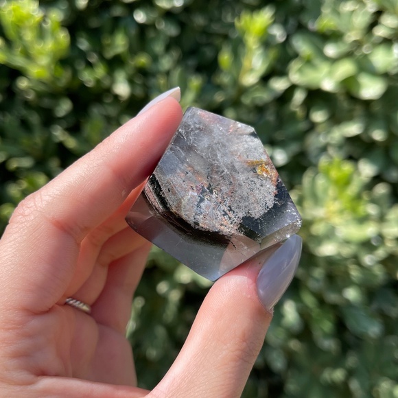 Garden Quartz Lodolite Freeform with Many Inclusions - Picture 1 of 4